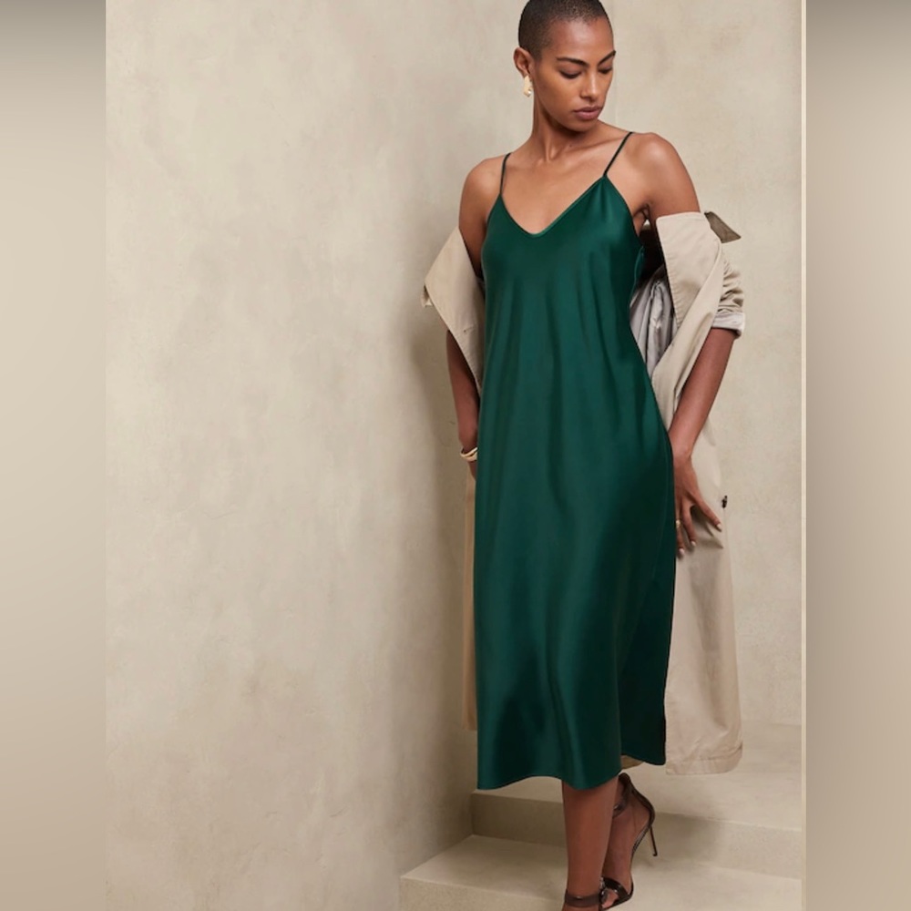 BANANA REPUBLIC Emerald Green sexy Slip Midi Dress 6 small